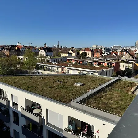 Moderne Am Neckar Mit Grosser Dachterrasse Heilbronn