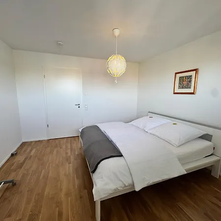 Moderne Am Neckar Mit Grosser Dachterrasse * Heilbronn
