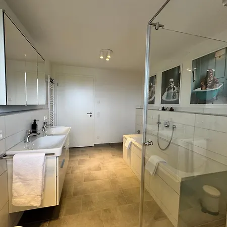 Moderne Am Neckar Mit Grosser Dachterrasse Apartmán