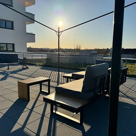 Moderne Am Neckar Mit Grosser Dachterrasse * Heilbronn
