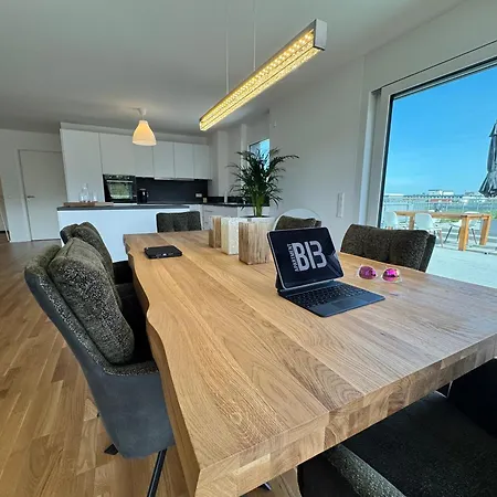 Moderne Am Neckar Mit Grosser Dachterrasse * Heilbronn